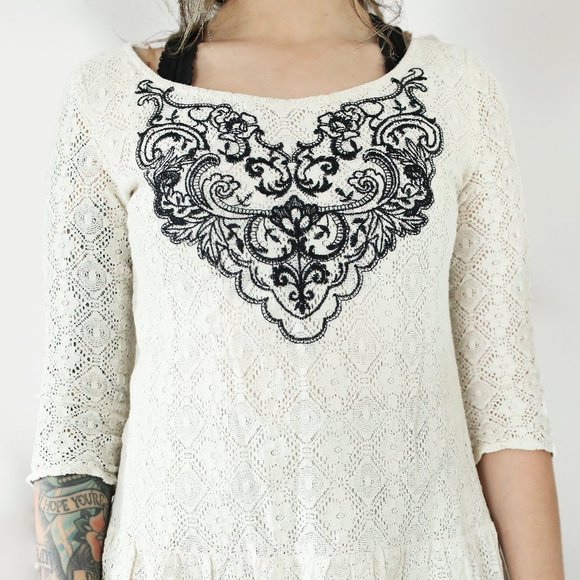 Flying Tomato Dress - Picture 2 of 6